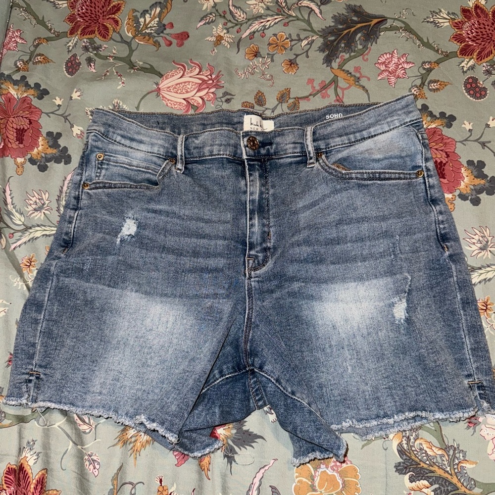 High rise shorts